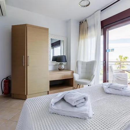 Afroditi Apartment Néa Fókaia